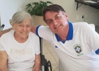 Mãe de presidente Bolsonaro morre aos 94 anos