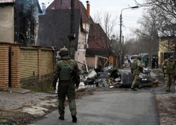 Rússia se aproxima da capital da Ucrânia