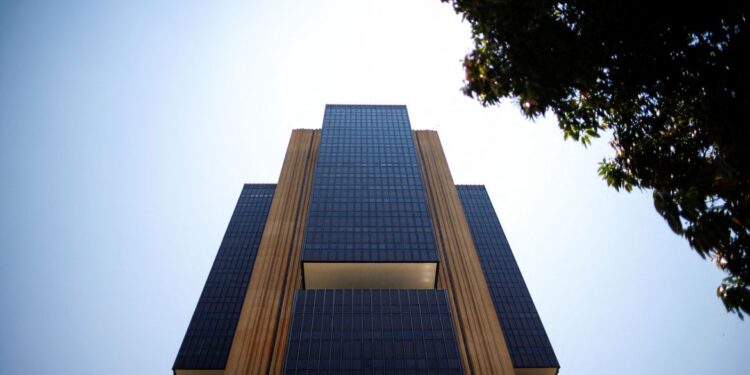 Após problemas, BC anuncia novo site para consultar dinheiro ‘esquecido’ em bancos