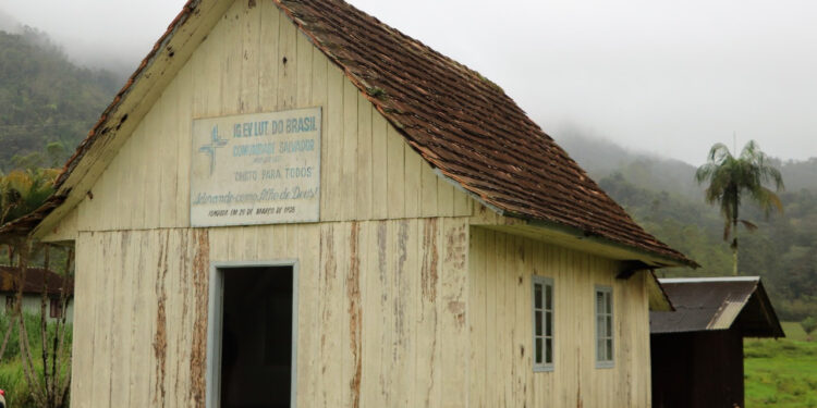 Jaraguá do Sul restaura igreja de 1935 no Rio da Luz
