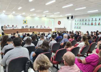 Vereadores de Guaramirim aprovam revisão salarial de 11% a servidores