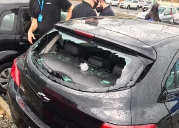 [Vídeo] Joinville registra queda de pedras de granizo gigantes