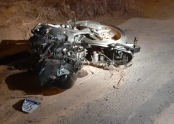 Homem fica ferido após queda de moto em Guaramirim