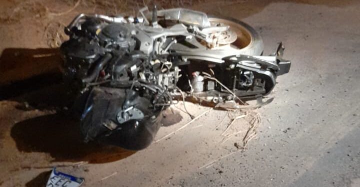 Homem fica ferido após queda de moto em Guaramirim