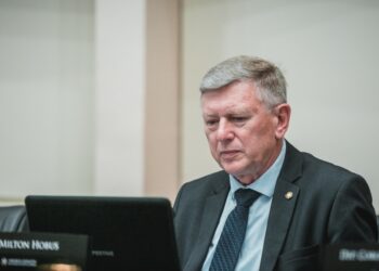 Deputado propõe projeto de lei para reduzir valor do IPVA