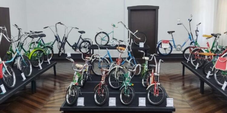 Exposição de Monaretas foi prorrogada até o dia 7, em Jaraguá do Sul