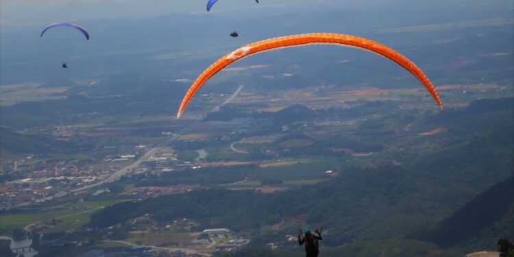 Etapa do Catarinense de parapente acontece em Jaraguá nesse final de semana