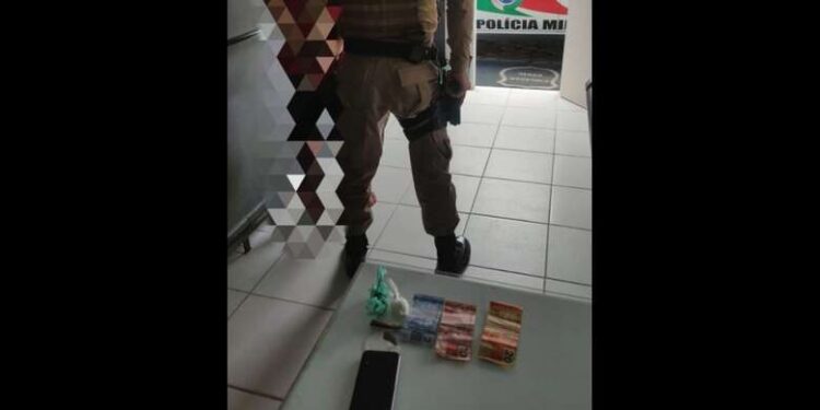 Traficante é preso após tentar fugir de blitz da PM em Massaranduba