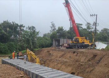 Chegam as últimas peças para construção da galeria na Rinaldo Bogo, em Jaraguá do Sul