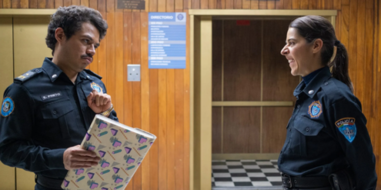 Roteirista jaraguaense escreve série de sucesso no México e Estados Unidos