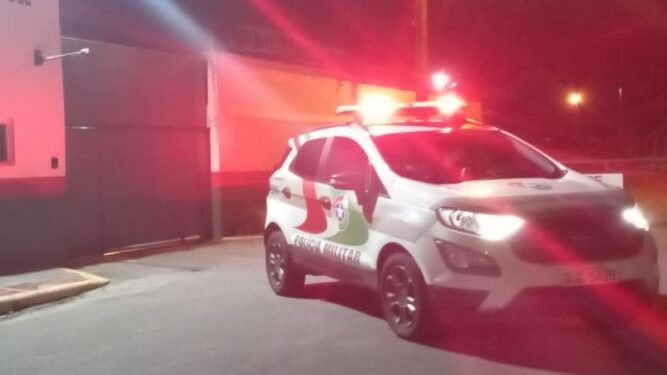 Em três dias, Polícia Militar de Schroeder cumpre três mandados de prisão