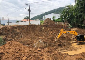 [Vídeo] Galerias serão colocadas na ponte da Ilha da Figueira, em Jaraguá
