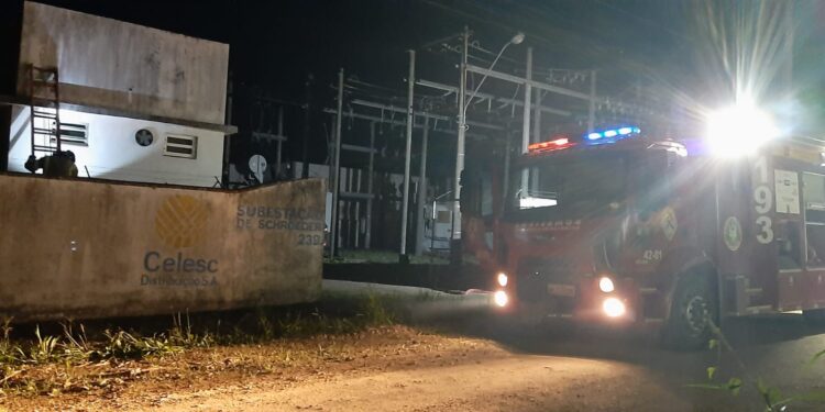 Princípio de incêndio é registrado em subestação de energia em Schroeder