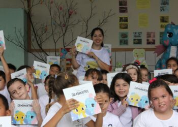 Dragões dão aula de empreendedorismo em livro infantil