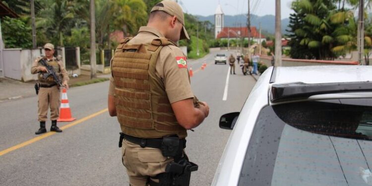 Polícia Militar realiza Operação em Jaraguá e Guaramirim