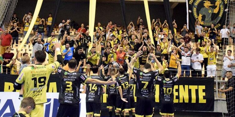 [Vídeo] Jaraguá Futsal é campeão inédito da Recopa SC
