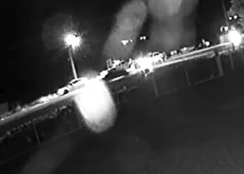 [Vídeo] Câmera de segurança mostra momento que policial foi atropelado em Massaranduba