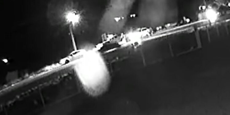 [Vídeo] Câmera de segurança mostra momento que policial foi atropelado em Massaranduba