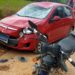 Motociclista fica ferido após acidente com carro em Guaramirim