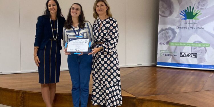 Lunelli recebe reconhecimento pelo apoio ao voluntariado e selo de “Empresa Cidadã”, entregues pela Fiesc