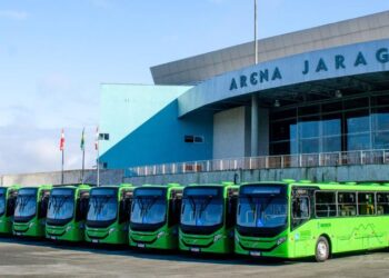 Empresa apresenta dez ônibus novos para o transporte coletivo em Jaraguá