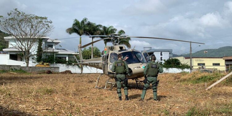 PM realiza cerco em Massaranduba na busca por homem que matou policial