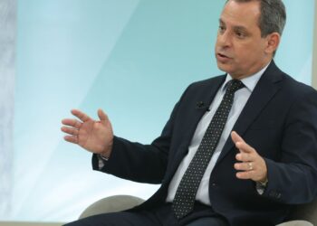 Novo presidente da Petrobras toma posse hoje (14)