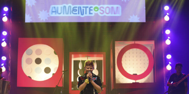 Alakazoo, marca infantil da Lunelli, lança música exclusiva, interpretada pelo cantor mirim, Gustavo Bardim