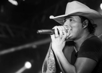 Confirmada morte do cantor sertanejo Aleksandro em acidente de ônibus