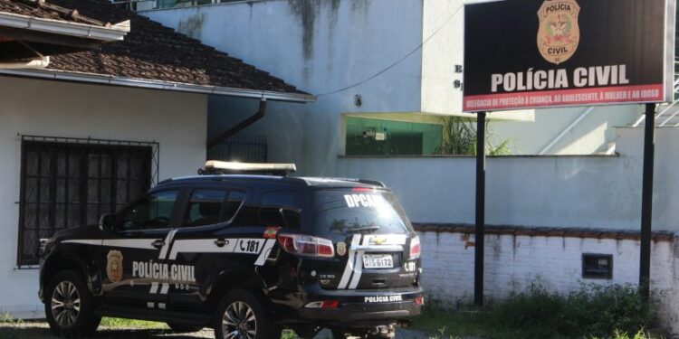 Dois homens são presos por descumprirem medida protetiva em Jaraguá do Sul
