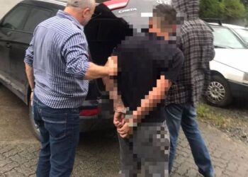 Homem é preso acusado de estuprar as duas filhas em Joinville