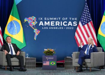 Presidentes Bolsonaro e Biden fazem reunião bilateral nos EUA