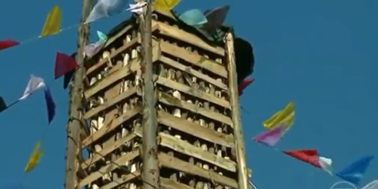 [Vídeo] Fogueira de São João do Itaperiú ganha destaque no programa Mais Você, da Rede Globo