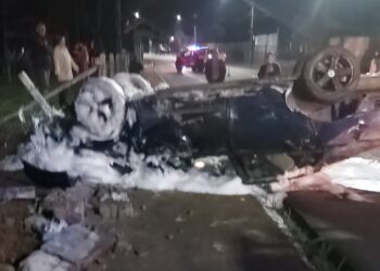 Mulher fica ferida após capotamento em Jaraguá do Sul