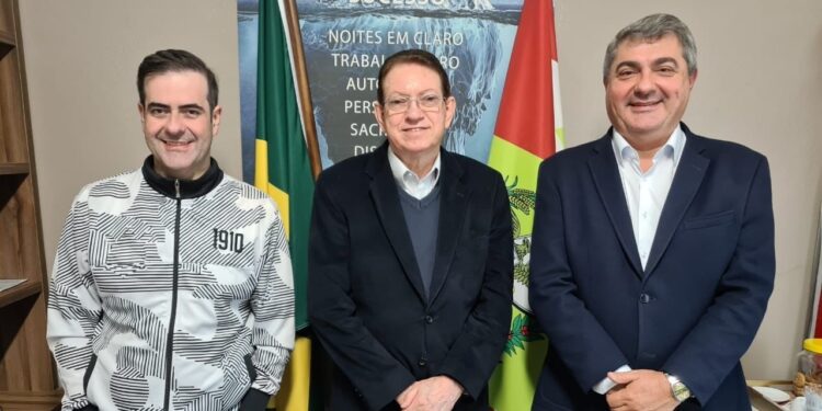 Ao presidente do MDB, Lunelli reafirma pré-candidatura ao governo do Estado