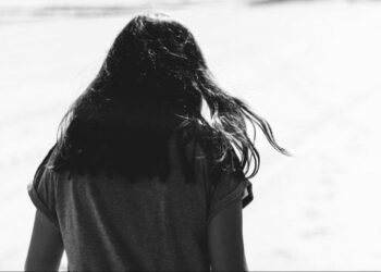 Menina de 11 anos que foi estuprada em SC consegue fazer aborto