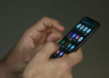 Anatel autoriza bloqueio de chamadas feitas por robôs