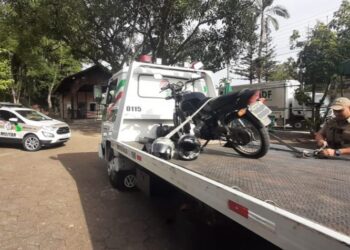 Dois adolescentes são apreendidos após furto de moto em Jaraguá do Sul