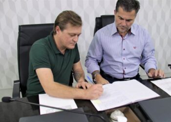 Ronnie Lux toma posse na Câmara de Vereadores de Jaraguá do Sul