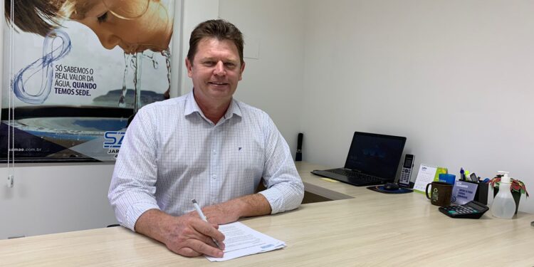 Onésimo Sell assume presidência do Samae