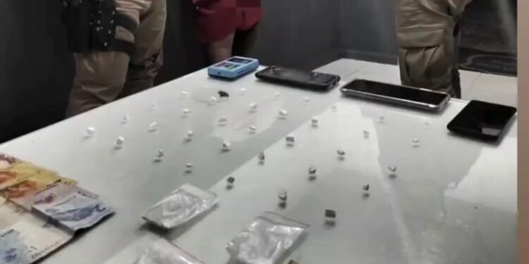 Homem é preso por tráfico de drogas em Jaraguá do Sul