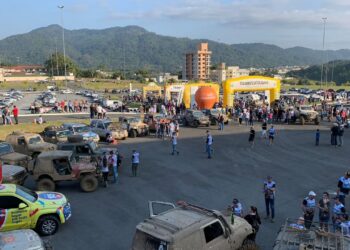Mais de 300 veículos participam da Transcatarina em Jaraguá do Sul