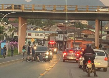 Ciclista fica ferido após ser atropelado em Jaraguá do Sul