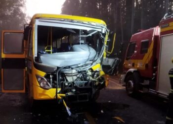 [Fotos] Motorista de ônibus escolar morre em acidente em SC