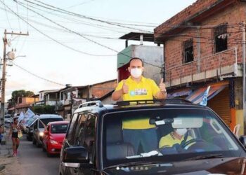 Partidos políticos compram 24 carros com verba pública