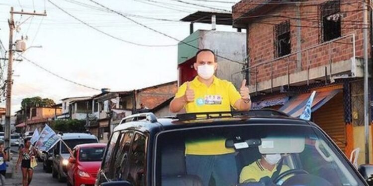 Partidos políticos compram 24 carros com verba pública