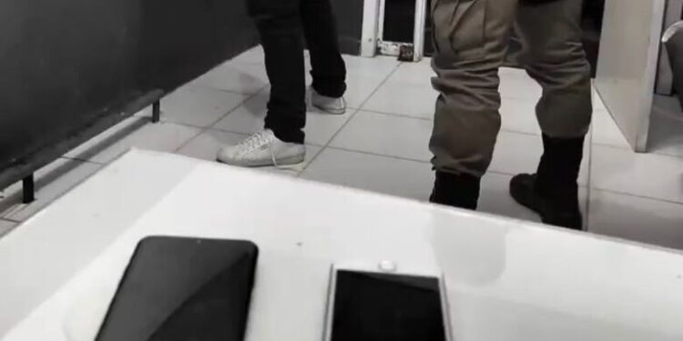 Celulares furtados são recuperados e PM prende ladrão em Jaraguá do Sul