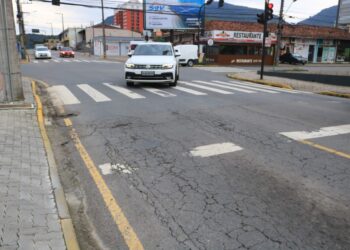 Prefeitura de Jaraguá inicia processo de recapeamento da Rua João Planincheck