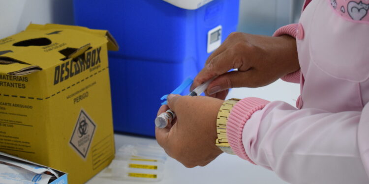 Guaramirim recebe vacinas contra Covid para imunizar crianças de 3 e 4 anos