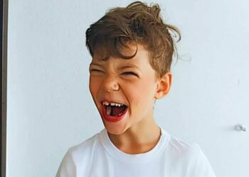 Rifa busca ajudar mãe com custos de medicações de menino com deficiência em Jaraguá do Sul